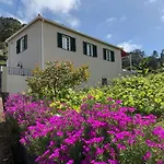 Casa de Férias Terra Batista House